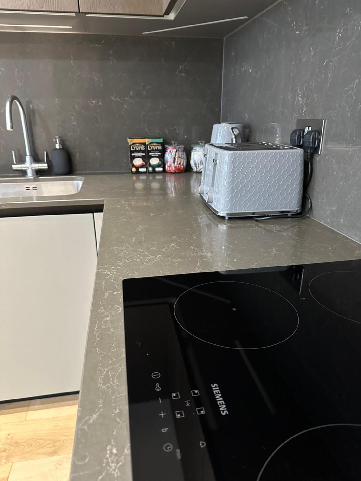 Richardson Deluxe Apartments Лондон Екстер'єр фото