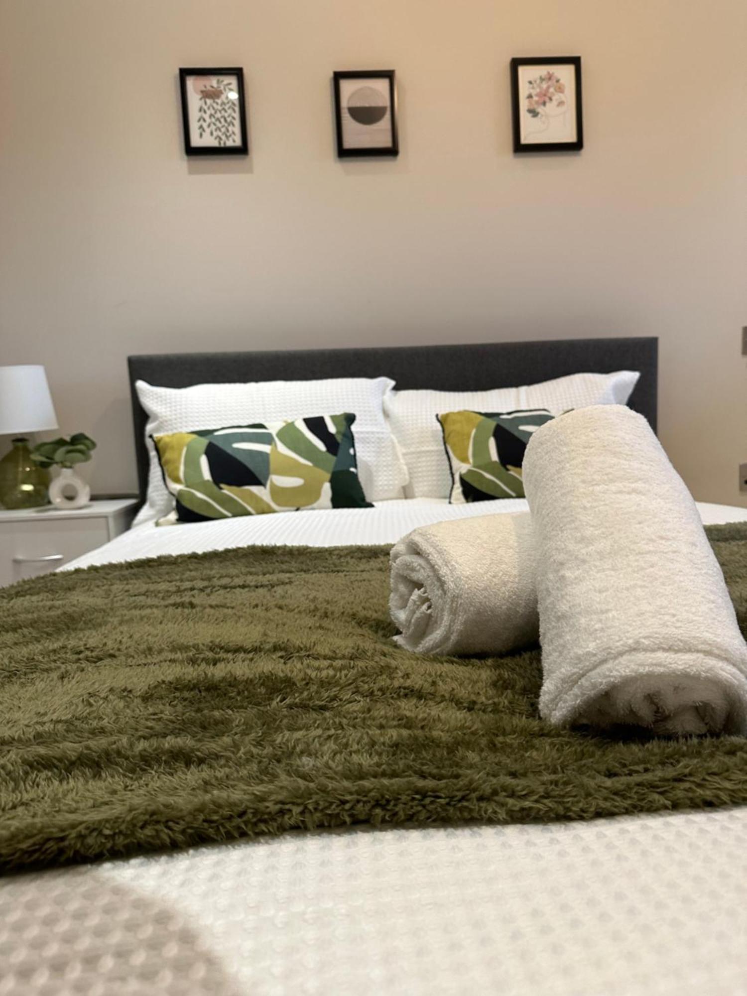 Richardson Deluxe Apartments Лондон Екстер'єр фото