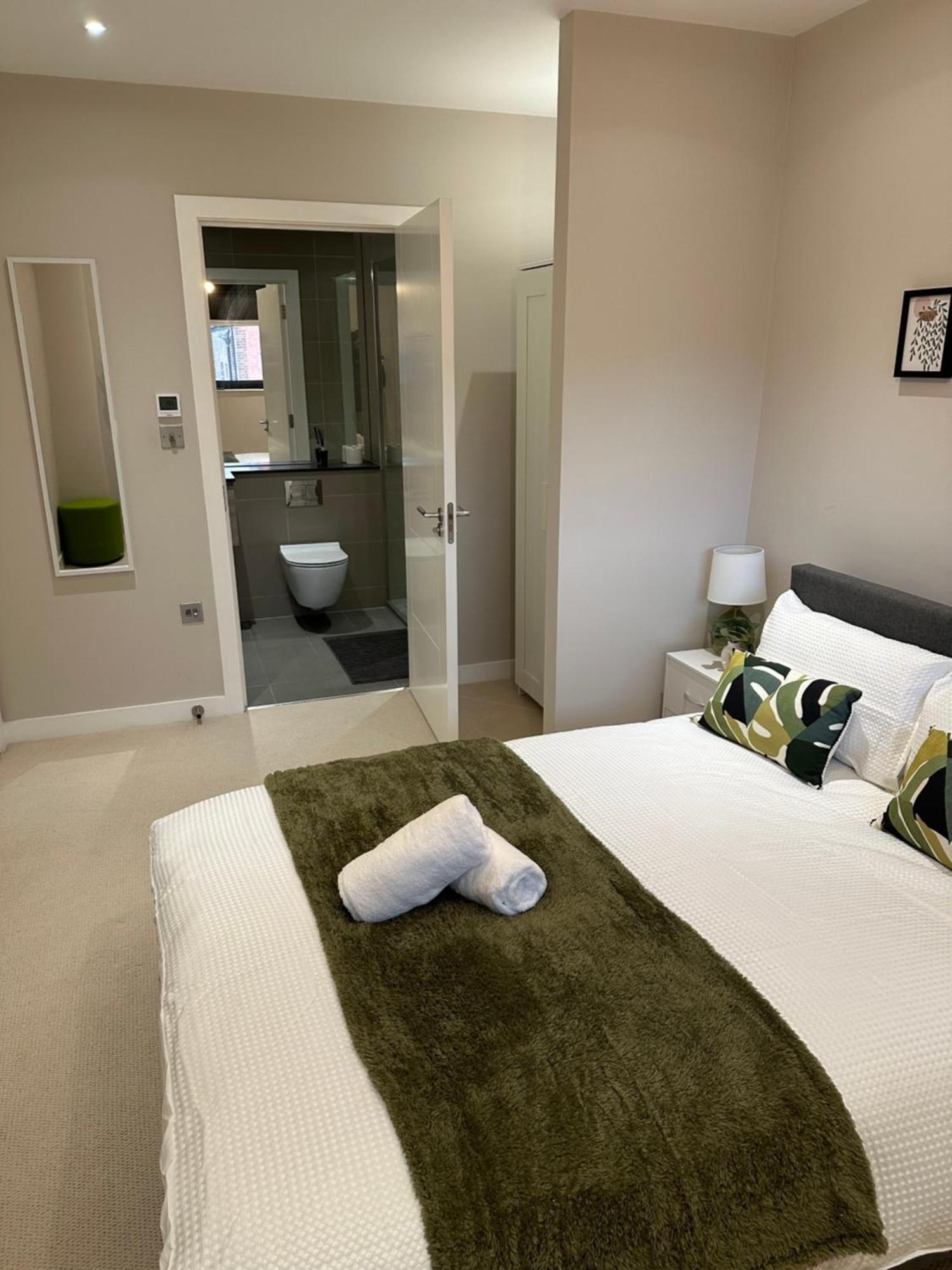 Richardson Deluxe Apartments Лондон Екстер'єр фото